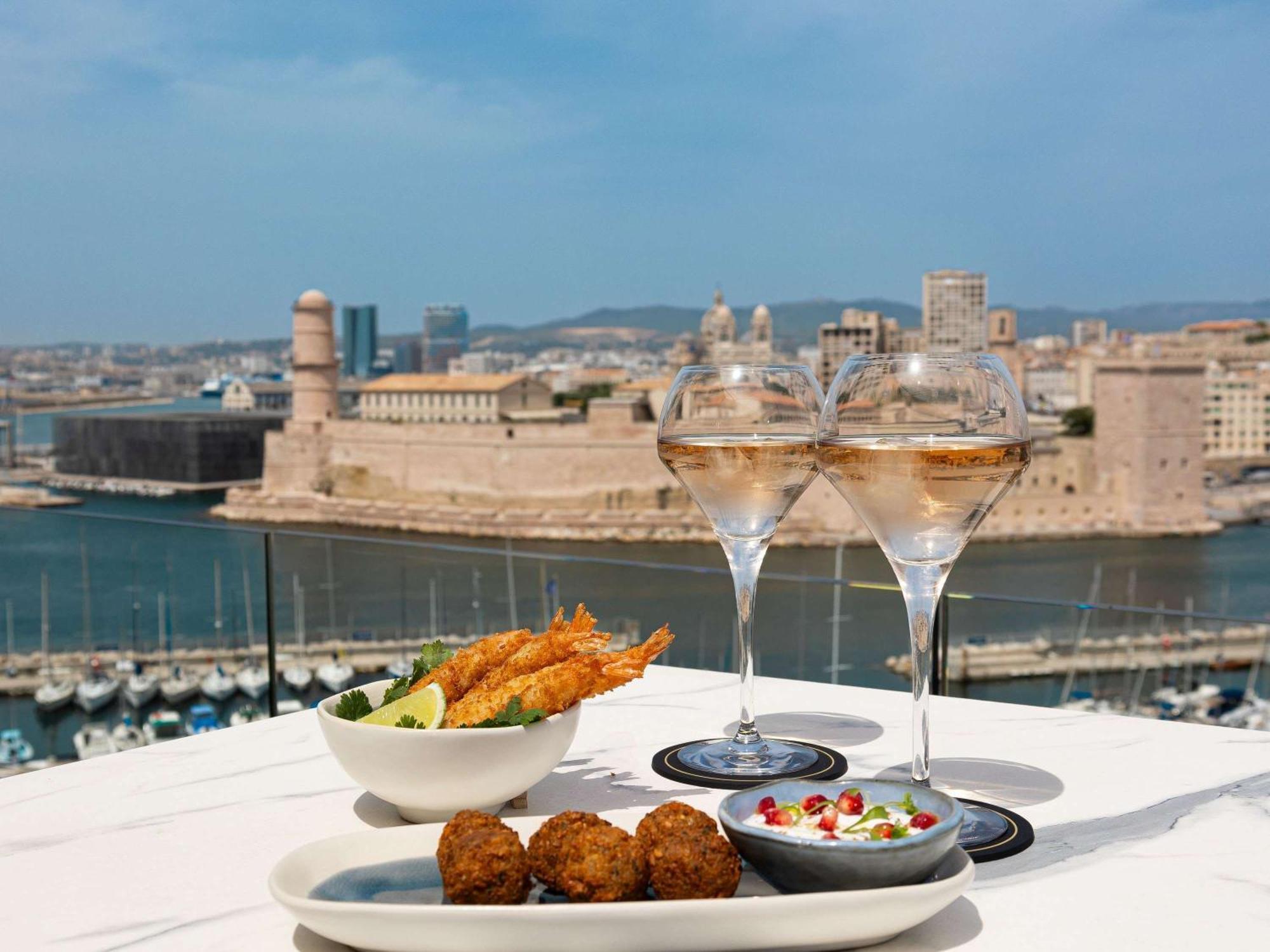 Sofitel Vieux-port 5*