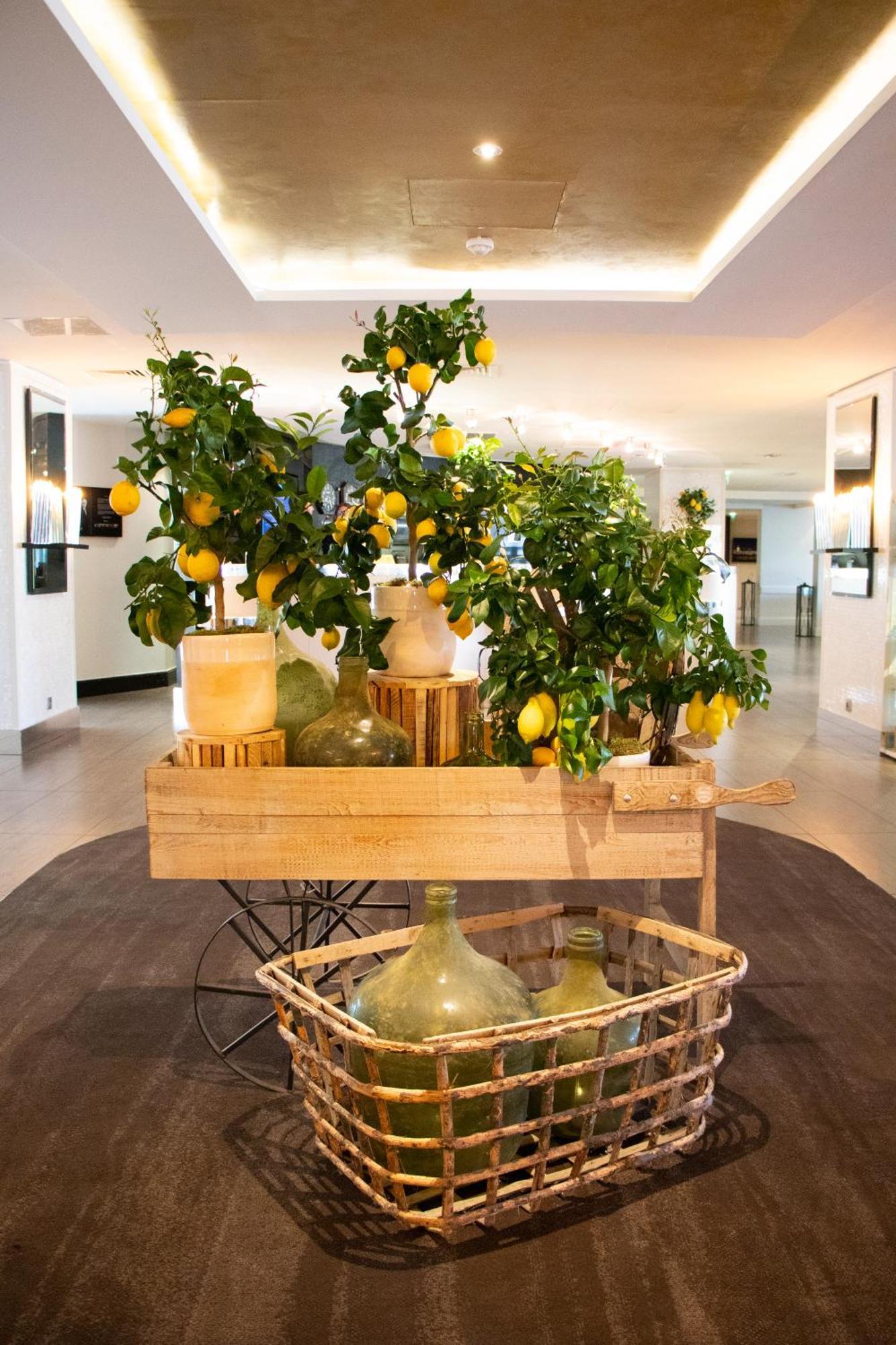 Sofitel Vieux-port 5*