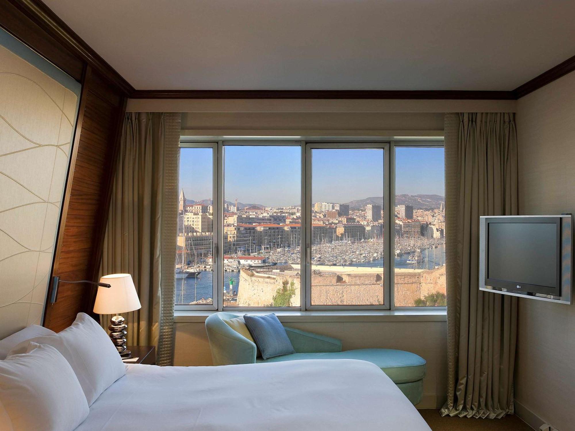 Sofitel Vieux-port 5*